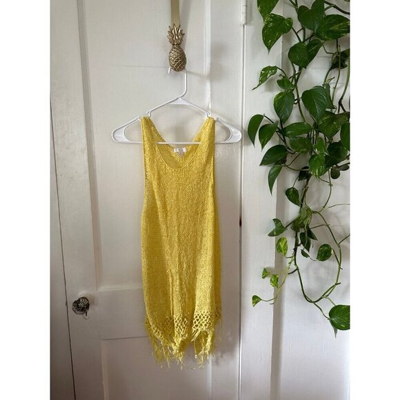 C Women’s size Medium yellow top - Picture 1 of 7